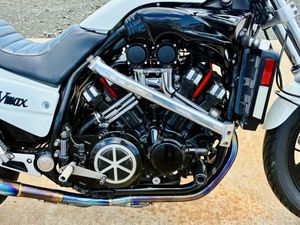 v-max サブフレームの値段と価格推移は？｜6件の売買データからv-max
