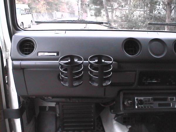 便利!新品2個!ジムニーにドリンクホルダー! JA12JA22シエラ 黒_1