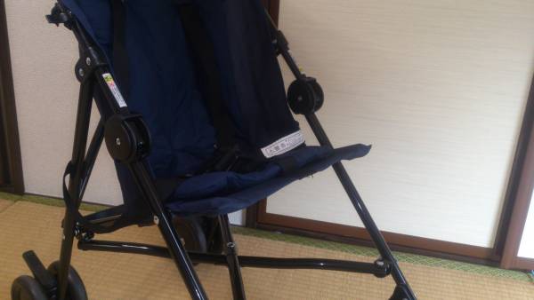 新品★Ｂ型ベビーカー★生後７ヶ月～２歳まで★色：紺★説明書付_3