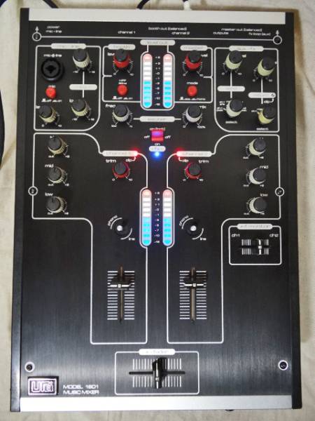 Urei Soundcraft 高性能DJミキサー 1601 動作品 ウーレイ(DJミキサー