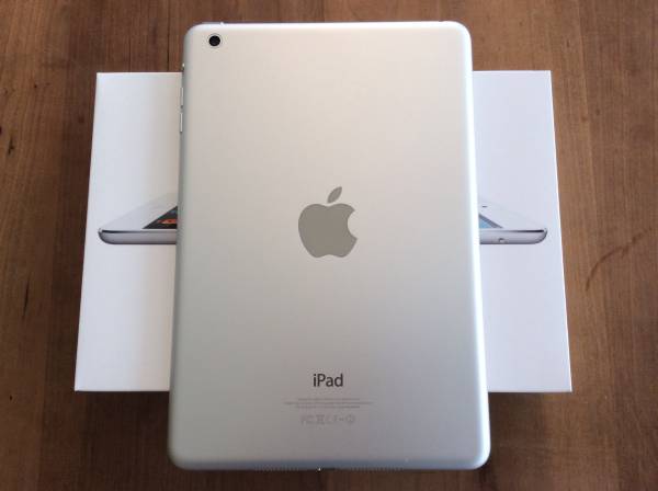 Apple iPad mini 32GB white Wi-fiモデル_3