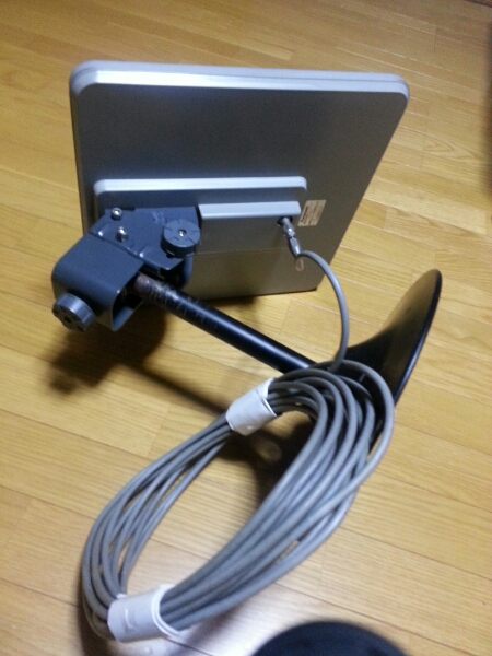 中古 屋内/室内 BSアンテナ パナソニック/BS20F と 取付スタンド(CS 
