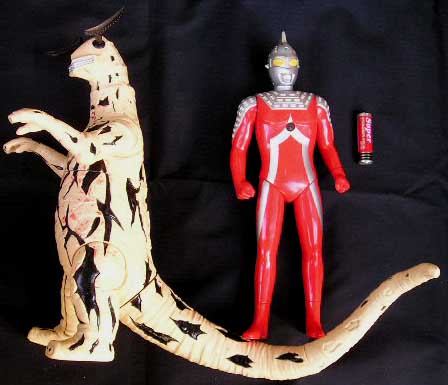 2体セット ウルトラセブン エレキング 電池式 バンダイ(ウルトラセブン