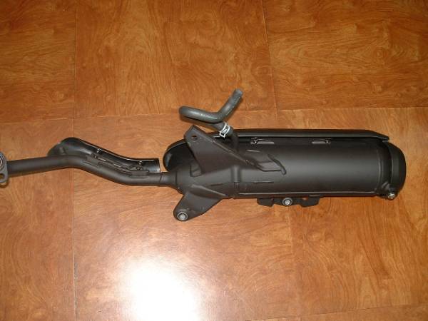 ヤマハシグナスX-SR125用純正マフラーです。_2