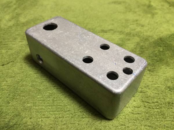 エフェクター ケース 自作 1590Aタイプ アルミ 穴あけ加工済 B