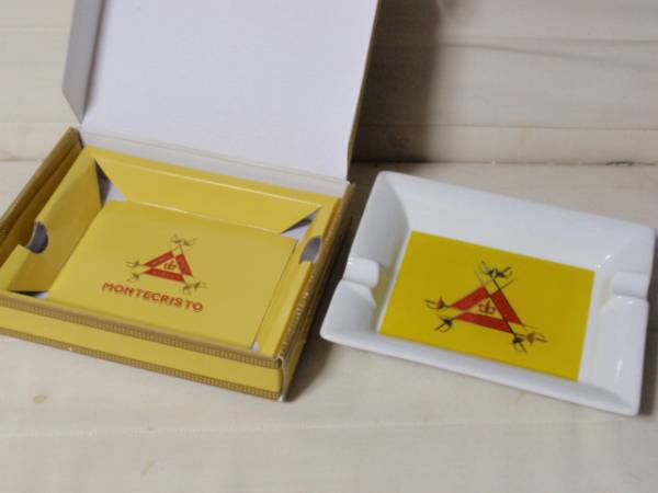 MONTECRISTO  灰皿 MONTECRISTO Open ashtray | Ashtrays | Cigarte