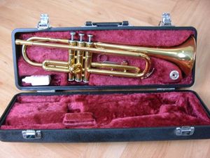 ○ YAMAHA ヤマハ YTR-1335 トランペット ケース付き TR-1のYahoo