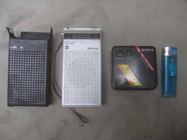 ○小型ラジオ National RF-566/Sony ICR-E3 経年保存中古品
