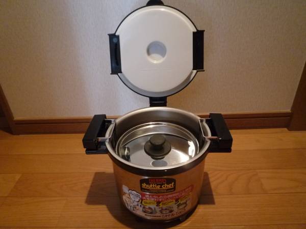 サーモス 真空保温調理器 シャトルシェフ THERMOS KPI2000(鍋)｜売買