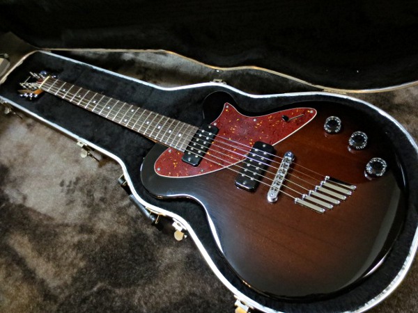 海外でも稀少 YAMAHA AES800/セミアコ/DiMarzio 日本未発売！(ヤマハ