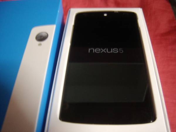  新品 simフリー google NEXUS 5 16GB ホワイト 送料無料あり _1