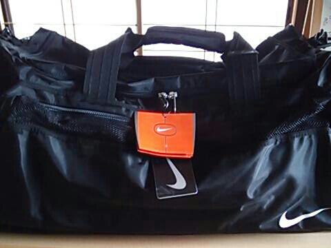 ナイキ スポーツバッグ★定価 8000円★ 新品 未使用品 タグつき_1