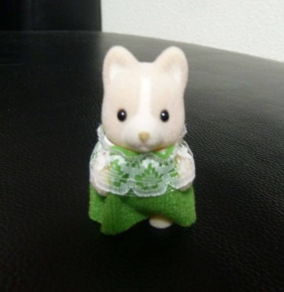 シルバニアファミリー ピンクマロンイヌの赤ちゃん たっち(シルバニア 