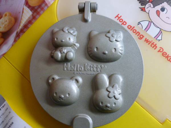 ハローキティ ベビーカステラパン フライパン 人形焼 調理器 ハローキティ 売買されたオークション情報 Yahooの商品情報をアーカイブ公開 オークファン Aucfan Com