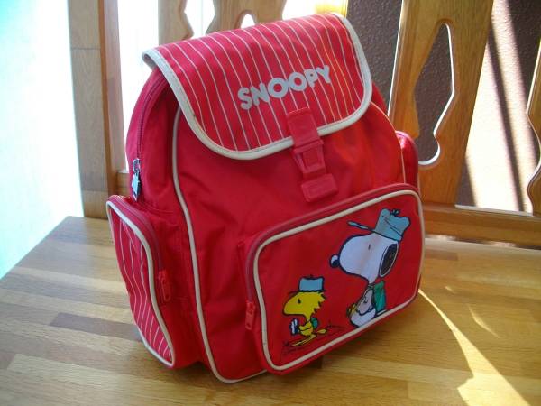 Snoopyリュック スヌーピーリュックサック保育幼稚園遠足バック リュックサック 売買されたオークション情報 Yahooの商品情報をアーカイブ公開 オークファン Aucfan Com