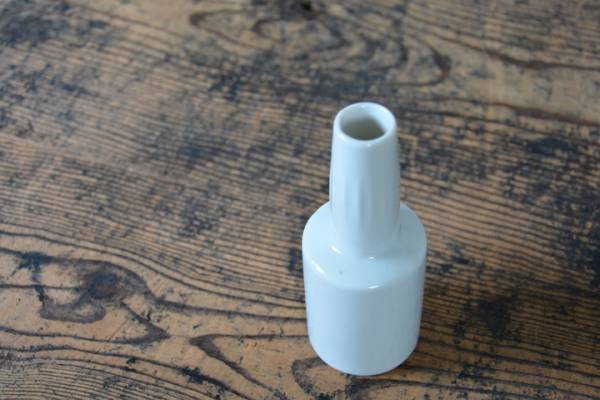 No 103 古い白磁の一輪挿し 検80昭和レトロ北欧花瓶無印 花瓶 売買されたオークション情報 Yahooの商品情報をアーカイブ公開 オークファン Aucfan Com