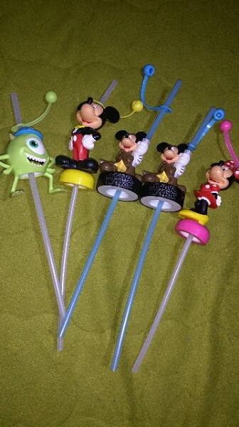 ディズニー ペットボトルキャッパー ストロー まとめて その他 売買されたオークション情報 Yahooの商品情報をアーカイブ公開 オークファン Aucfan Com