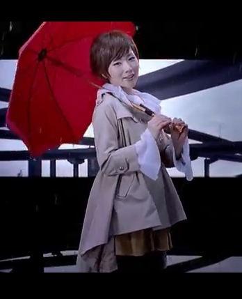椎名林檎着 leur logette x PINCEAU 変形 トレンチコート 1(コート
