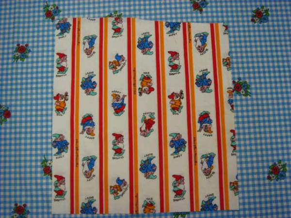 ビンテージ ７人の小人 ディズニー 生地 レトロ 白雪姫 布 キャラクター 売買されたオークション情報 Yahooの商品情報をアーカイブ公開 オークファン Aucfan Com