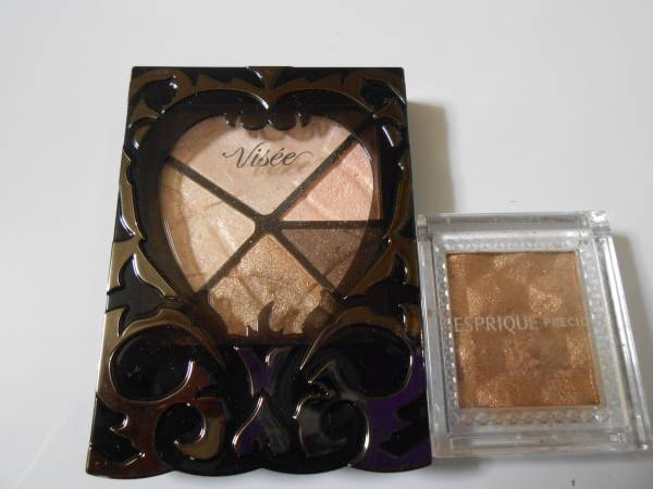 ヴィセ　アイシャドウ　ヌーディリッチアイズ　BE-1　おまけ付_1
