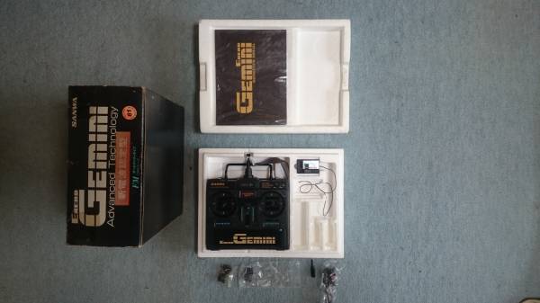 サンワ SANWAプロポ EXERD GEmini FM帯 61番クリスタル付き