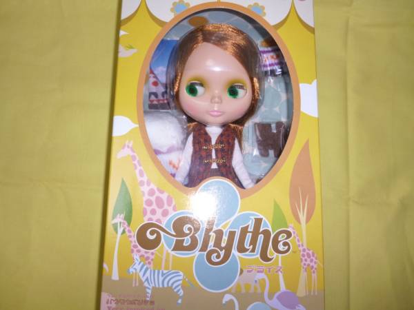 ブライス　ベリーインスパイアードバイパウワウポンチョ　未開封