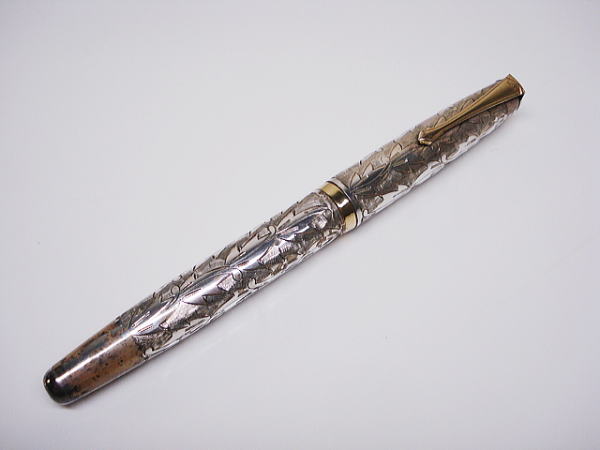 古い万年筆○ペリカン 銀製？ 彫金細工 14K 585(ペリカン)｜売買された