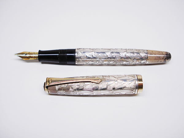 古い万年筆○ペリカン 銀製？ 彫金細工 14K 585(ペリカン)｜売買された