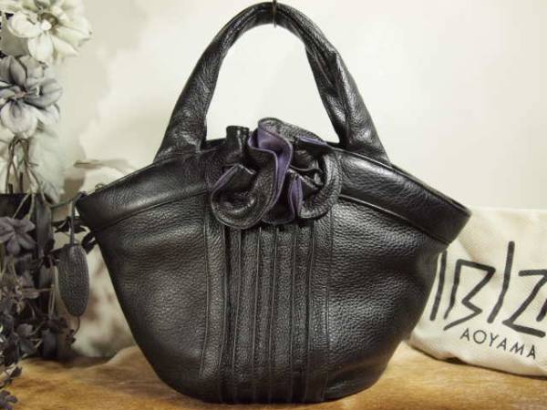 美品 青山イビザ IBIZA 高級 バッファローレザーバッグ （財布