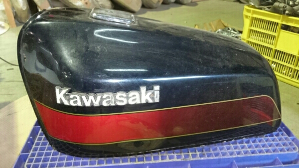 Z400FX ガソリンタンク E4 補修ベース si