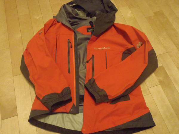 ★モンベル★　　雪山用？　上着　中古　Ｌサイズ