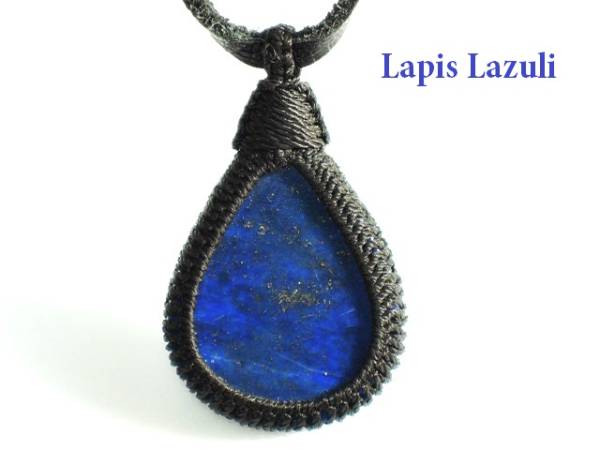 ★不動の人気★天然石ラピスラズリ★革紐ネックレス★kamesan