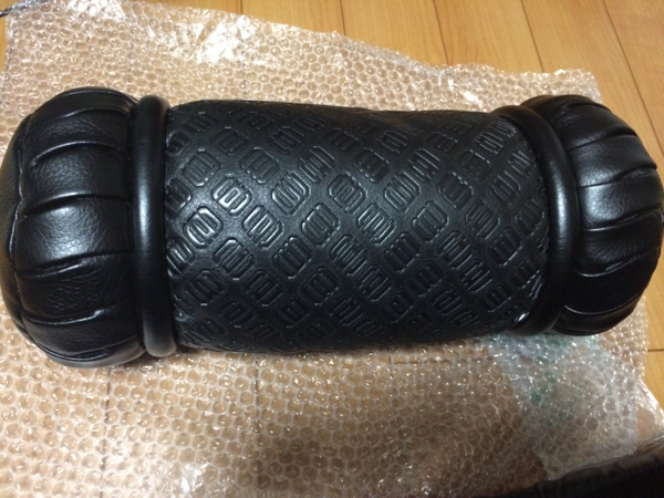 DAD　モノグラム　クッション