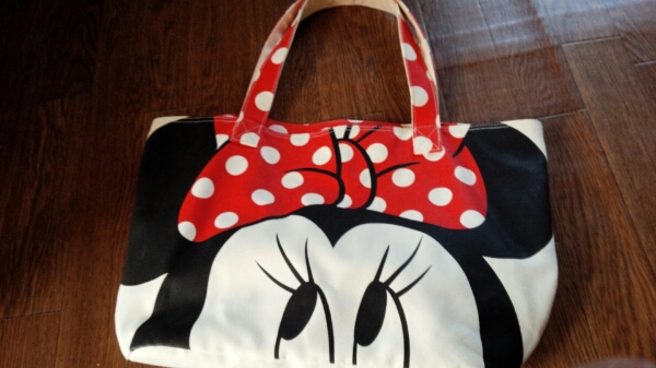 ディズニーストア ミニートートバッグ サイン入り ミニーマウス 売買されたオークション情報 Yahooの商品情報をアーカイブ公開 オークファン Aucfan Com