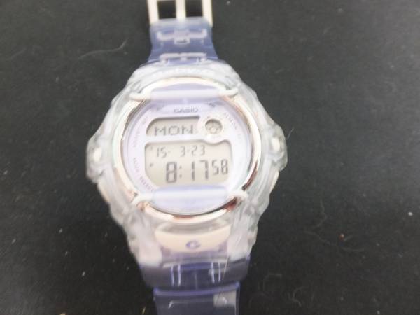 Baby-Gの時計です。余り詳しくないので、現状販売で。
