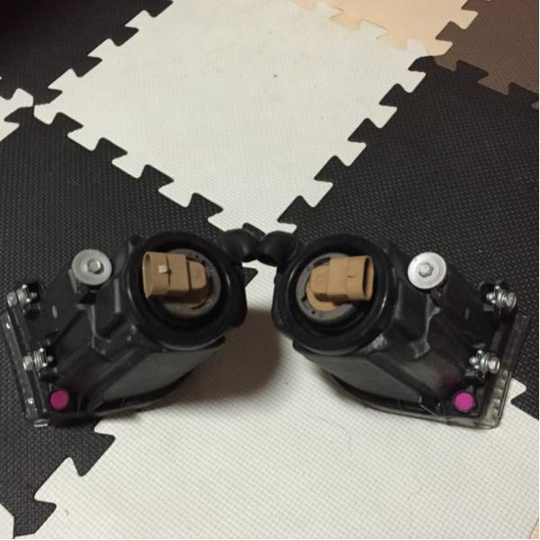 SXE10 GXE10 アルテッツァ 前期 フォグランプ 新品同様 左右