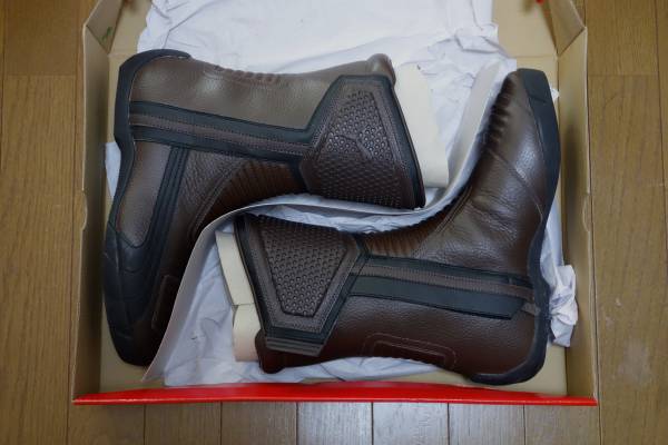 PUMA　プーマ　ボンネビル　MID 44 ダイネーゼ　ベルスタッフ