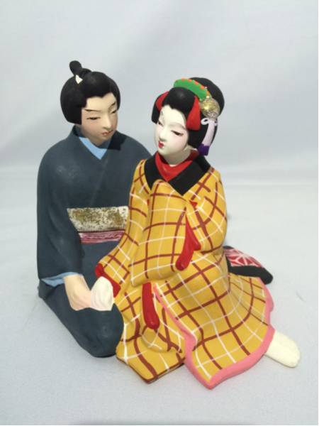 春画 人形『男女 着物 座り姫 土人形』裏絵 枕絵 博多人形(日本人形