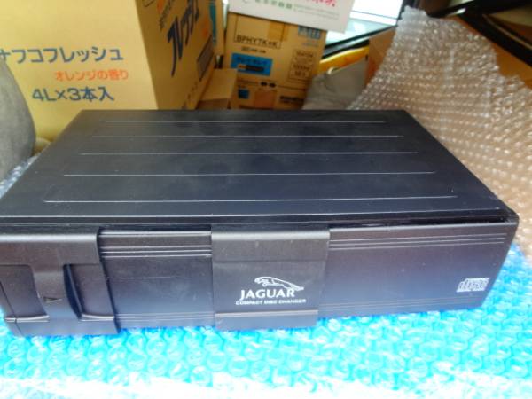 ☆ジャガーXJ☆X308☆純正CDチェンジャー☆走行40.000キロ☆02年