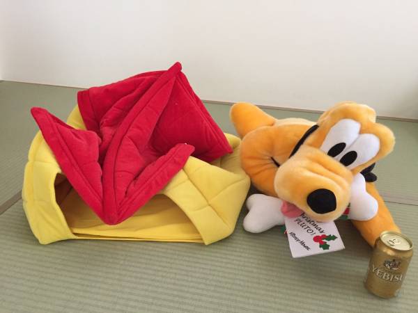 700個限定 プルートのクリスマス 犬小屋と大きなぬいぐるみ プルート 売買されたオークション情報 Yahooの商品情報をアーカイブ公開 オークファン Aucfan Com