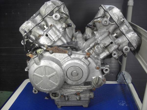 激安 VT250スパーダ 純正エンジンAssy MC20 VTR250の6速化に