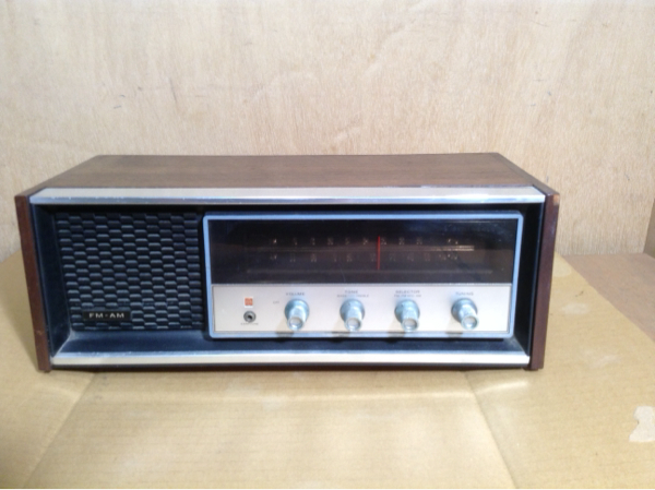 オーディオ機器 National Panasonic RE-725 FM-AMラジオ
