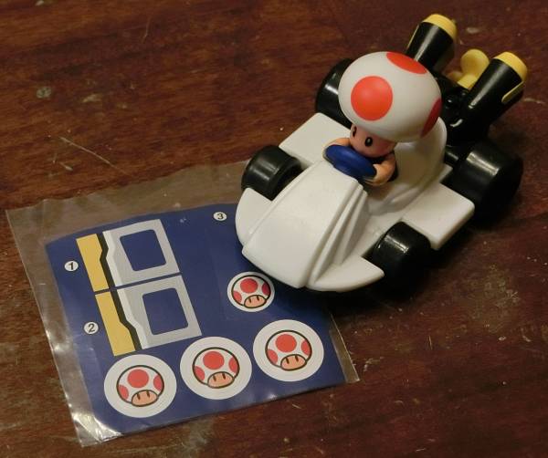 マクドナルド　ハッピーセット　マリオカート　キノピオ_1