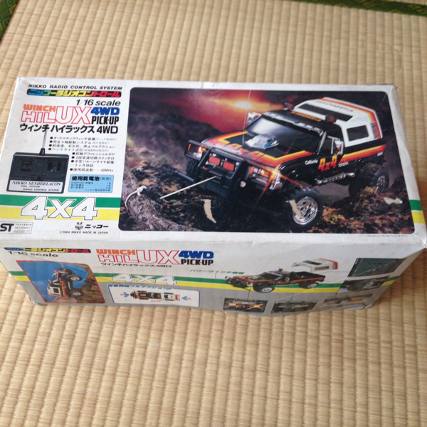 80年代ニッコーラジコン・ウインチハイラックス4WDピックアッ(完成品