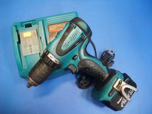 ◆マキタ◆ 充電式ドライバドリル　DF440D　(285)