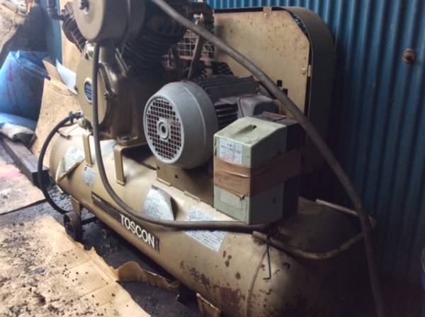 コンプレッサー トスコン SP10-22T8 2.2KW