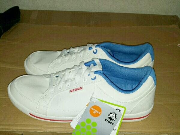 タグ付きクロックスキャンバススニーカー限定品28 5センチ クロックス 売買されたオークション情報 Yahooの商品情報をアーカイブ公開 オークファン Aucfan Com