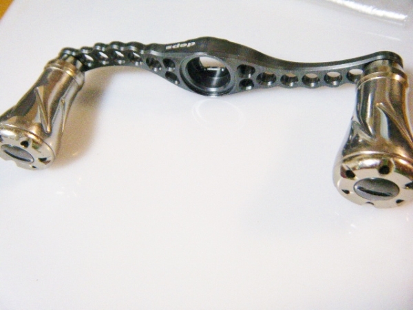 Deps ナックルアームストロング　ダイワ　左