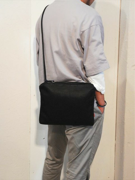 新品テロワール ZOZO TAZUNEタズネ 牛革レザー ショルダーバッグ