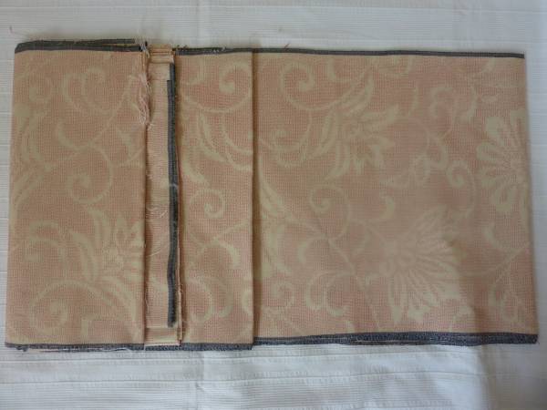 紅花色の正絹紬　の布　1反分